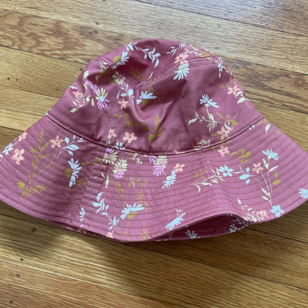 NWOT Billabong Time To Shine Bucket Hat